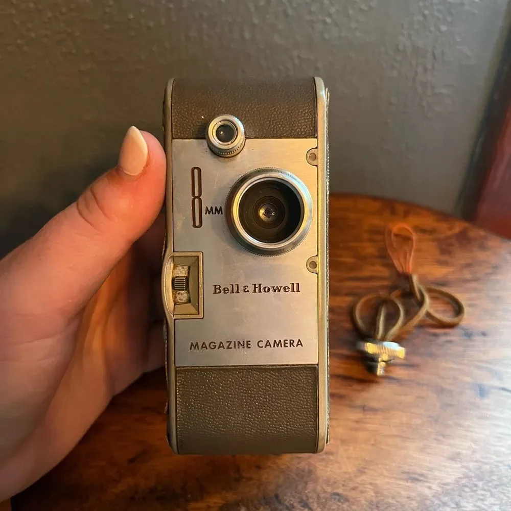 Vintage Bell and Howell 8mm Movie Magazine Camera 172